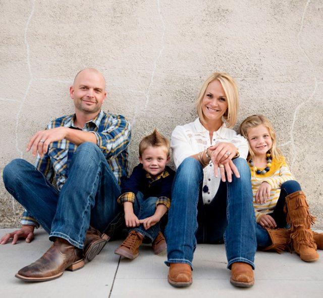 natalie-tuman-family - by Jessica Cadis - heartstories - Girls-night-out-speaker