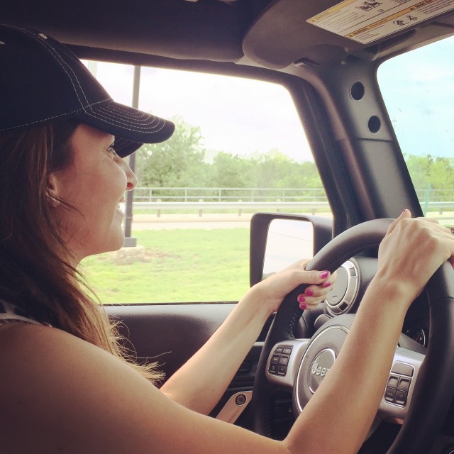 The Jeep Wave The underground language of love | HeartStories